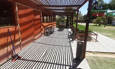 Sitio en Venta en Centro de eventos con casa en Venta en sector Pueblo San Fernando