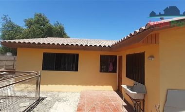 Sitio en Venta en Centro de eventos con casa en Venta en sector Pueblo San Fernando