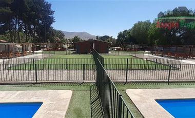 Sitio en Venta en Centro de eventos con casa en Venta en sector Pueblo San Fernando