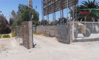 Sitio en Venta en Centro de eventos con casa en Venta en sector Pueblo San Fernando