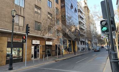 Local Comercial en Venta en Mac Iver / Esmeralda