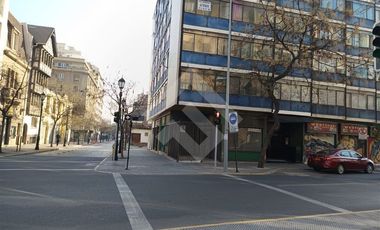 Local Comercial en Venta en Mac Iver / Esmeralda