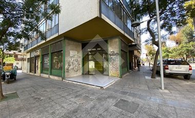 Local Comercial en Venta en Mac Iver / Esmeralda