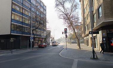 Local Comercial en Venta en Mac Iver / Esmeralda