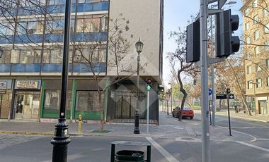 Local Comercial en Venta en Mac Iver / Esmeralda