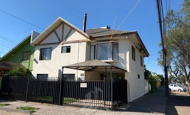 Casa en Venta en AVENIDA RAUQUEN