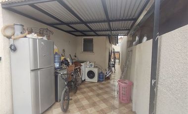 Casa en Venta en La Reserva, Machalí