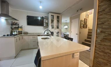 Casa en Venta en Condominio Plaza Buin III/ Víctor Troncoso Muñoz