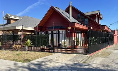 Casa en Venta en CALLE YUNGAY . VILLA LA MARQUESA