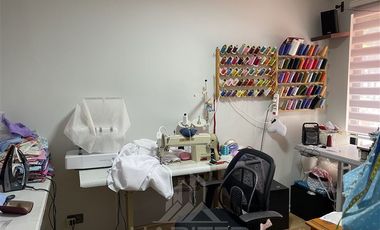 Casa en Venta en CALLE YUNGAY . VILLA LA MARQUESA