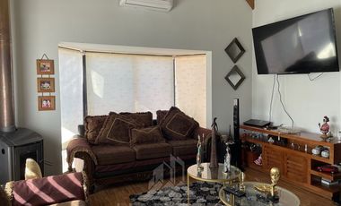 Casa en Venta en CALLE YUNGAY . VILLA LA MARQUESA