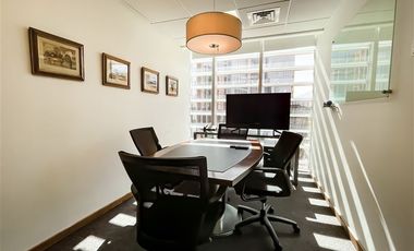 Oficina en Arriendo en Oficina en Escuela Militar de Lujo