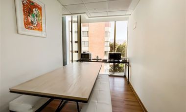 Oficina en Arriendo en Oficina en Escuela Militar de Lujo