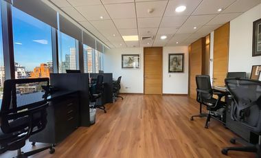 Oficina en Arriendo en Oficina en Escuela Militar de Lujo