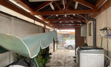 Casa en Arriendo en DON SEBASTIAN DE RAUQUEN