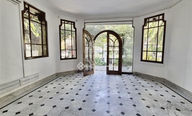 Local Comercial en Arriendo en Parque Bustamente