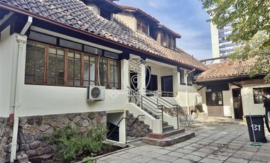 Local Comercial en Arriendo en Parque Bustamente