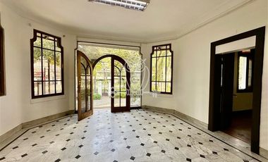 Local Comercial en Arriendo en Parque Bustamente