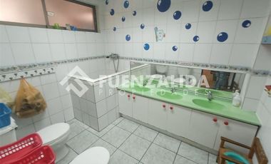 Local Comercial en Venta en Gran Avenida/Fernando Rioja, La Cisterna