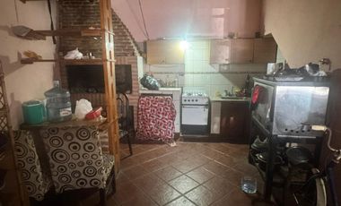 CASA EN ALQUILER 4 HABITACIONES. GARAGE. MORÓN