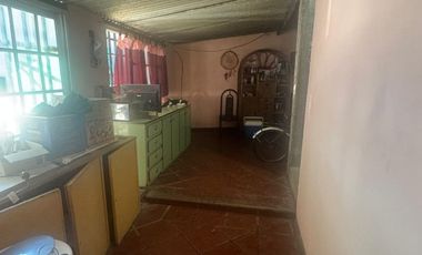 CASA EN ALQUILER 4 HABITACIONES. GARAGE. MORÓN