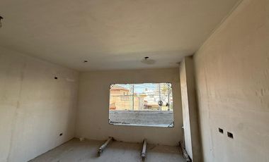 Departamento tres ambientes a la venta en Wilde Centro