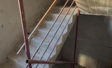 Departamento tres ambientes a la venta en Wilde Centro