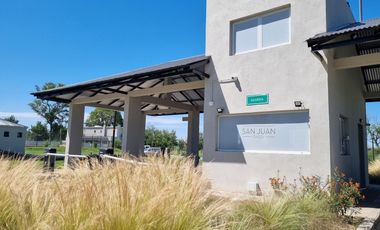 VENDE, LOTE A LA LAGUNA,S AN JUAN CHICO al 100