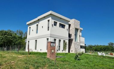 VENDE, LOTE A LA LAGUNA,S AN JUAN CHICO al 100