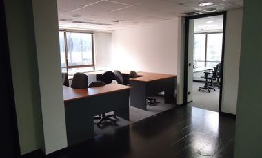 Oficina en Arriendo en Apoquindo esquina Carmencita