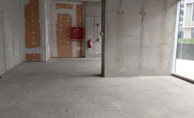 Local Comercial en Arriendo en AV. LA DEHESA / RAUL LABBE