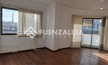 Oficina en Arriendo en Esquina Balmaceda