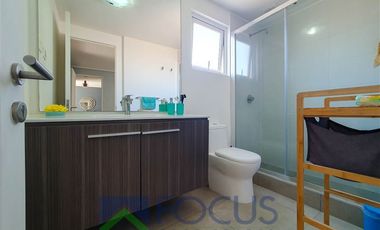 Casa en Venta en Vive en tranquilo sector de Padre Hurtado a pasos de la laguna