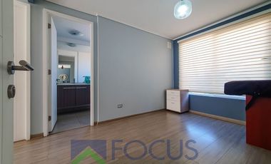 Casa en Venta en Vive en tranquilo sector de Padre Hurtado a pasos de la laguna