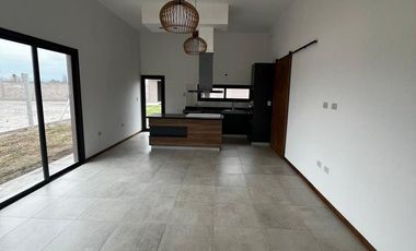 Terreno en Barrio Privado Portal del Arauco Sta Lucia