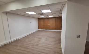 Oficina en Arriendo en Metro Los Leones / Av. Andrés Bello /Av. Providencia
