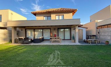 Casa en Venta en Zapallar