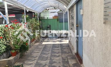 Casa en Venta en Diagonal Santa Elena / Sierra Bella