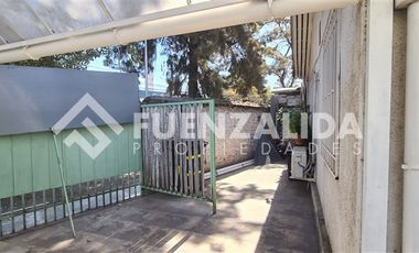 Casa en Venta en Diagonal Santa Elena / Sierra Bella