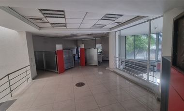 Local Comercial en Venta en Walker Martínez / Mapocho