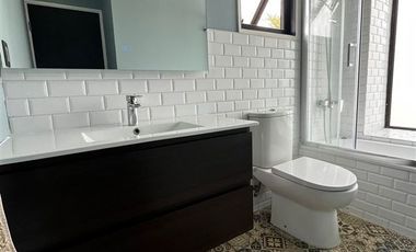 Casa en Venta en Parcela con casa en Cajón de Lebu, Limache