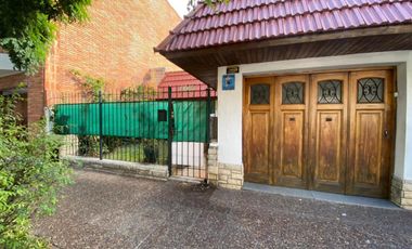 Lote ideal constructor casa en venta en Wilde Centro