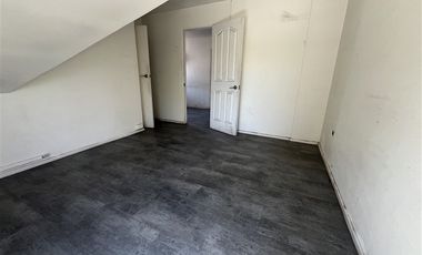 Local Comercial en Arriendo en tabacura / Las Hualtatas