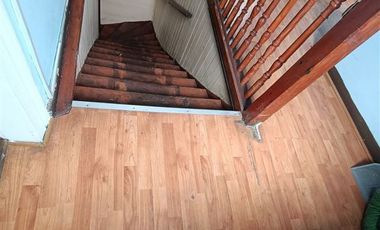 Casa en Arriendo en Casa antigua, en segundo piso, Subida Washington