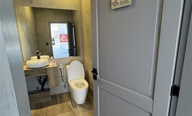 Local Comercial en Venta en Peruitaly