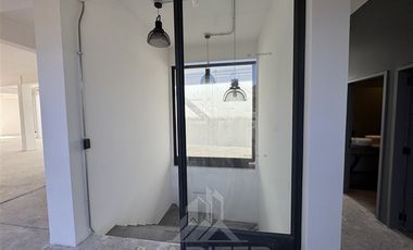 Local Comercial en Venta en Peruitaly