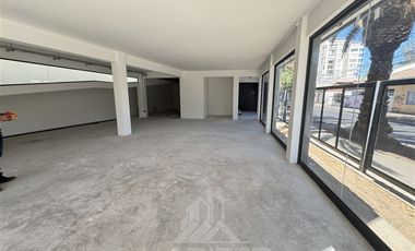Local Comercial en Venta en Peruitaly