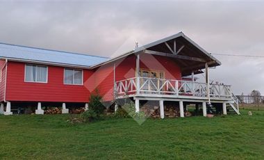 Casa en Venta en Estero yalle,Calbuco