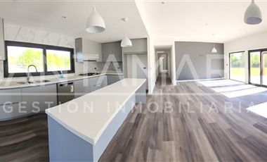 Casa en Venta en Los laureles, Villarrica