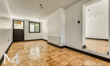 Casa en Venta en Barrio las flores / Pocuro/ Metro